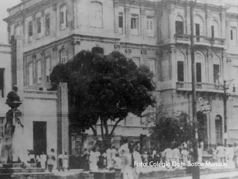Os anos de formação · 1939-1940